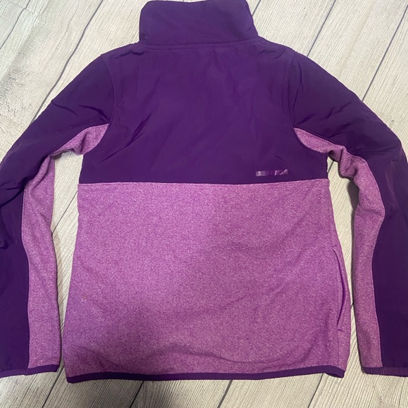 Kids Under Armour half zip size medium - Picture 2 of 3